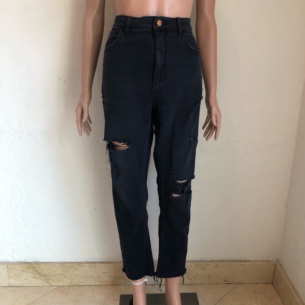 Anthropologie PILCRO Heritage Boyfriend Black Distressed Jeans Women’s Size 30
